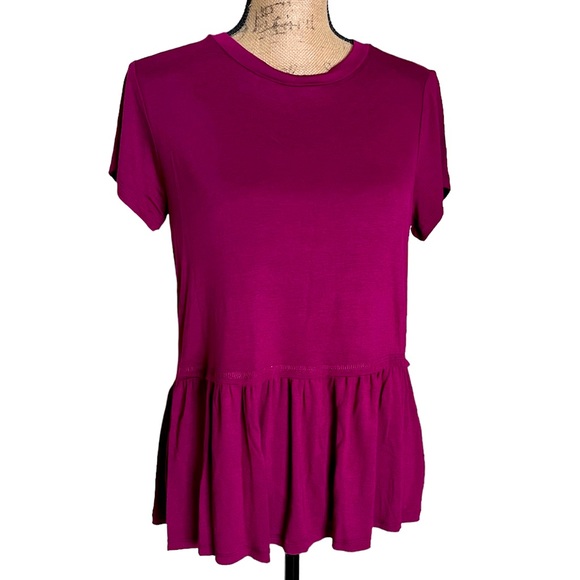 NYLA Women's Rayon Spandex Peplum Magenta Blouse, Size M - Picture 3 of 13
